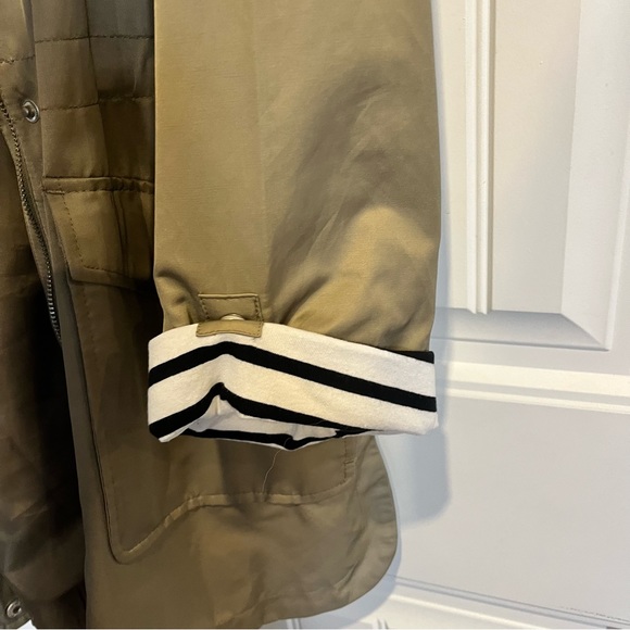 Tribal Rain Jacket - Picture 2 of 8